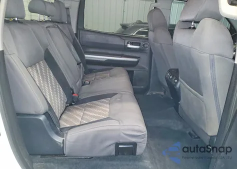 2018 Toyota Tundra Crewmax Sr5 z USA, uszkodzony, nr VIN 5TFDY5F17JX726499